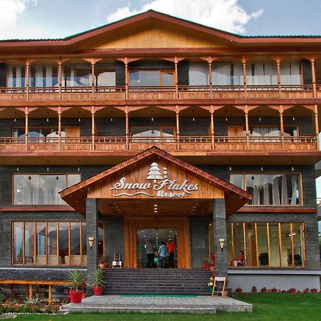 Snow Flakes Resort And Spa Centrally Heated Luxury Resort Manali  Bagian luar foto