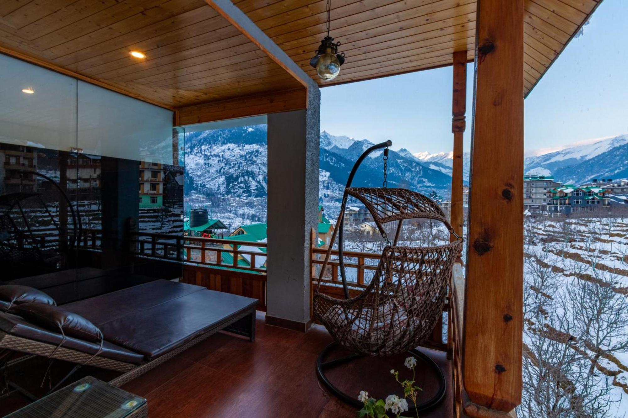 Snow Flakes Resort And Spa Centrally Heated Luxury Resort Manali  Bagian luar foto